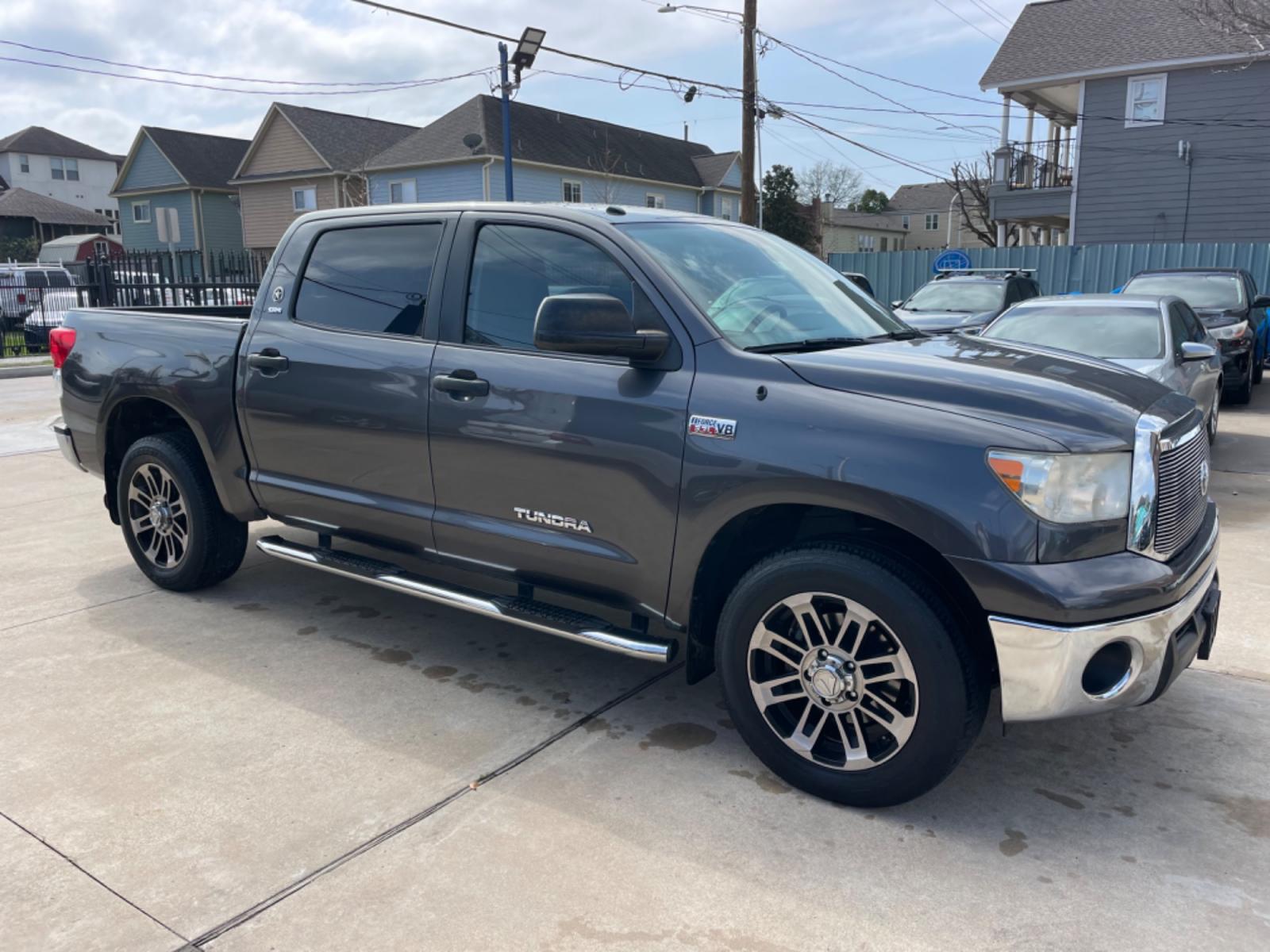 2012 Gray /Silver Toyota Tundra (5TFEY5F17CX) , located at 1501 West 15th St., Houston, 77008, (713) 869-2925, 29.797941, -95.411789 - Photo #1